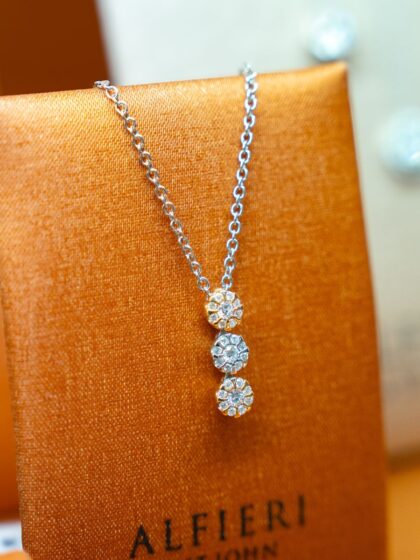 Collana tre soli